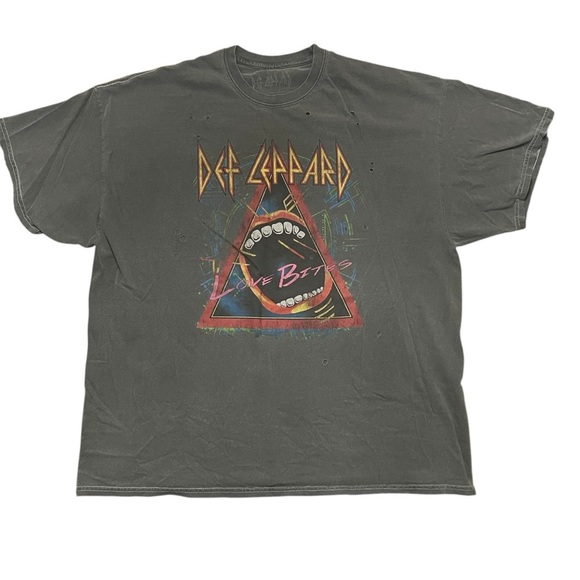 Def Leopard Rock Band Graphic Grey T-shirt-One size fits all-Urban Outfitters - Picture 1 of 10